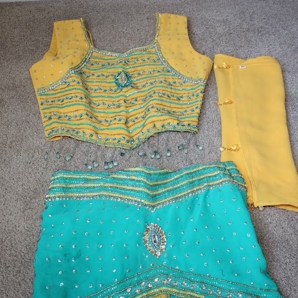 Choli suit - Picture 8 of 8